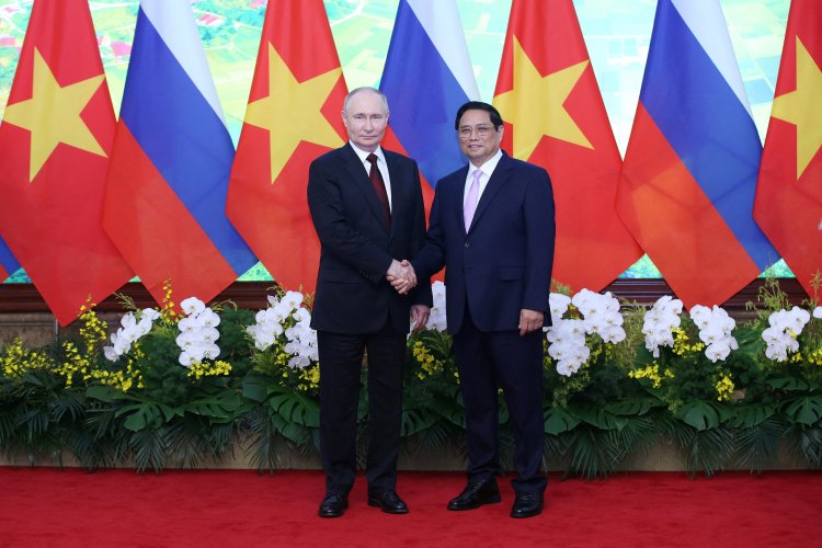 Putin and Vietnam Ink Key Bilateral Agreements