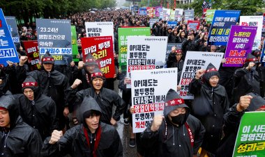 Samsung Workers Strike for Better Pay, Bonuses