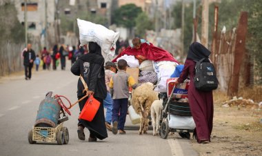 Gaza Families Ordered to Evacuate by Israel