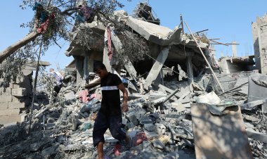 Israeli Airstrike Kills Dozens in Gaza