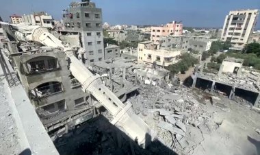 Israel Strikes Gaza, Destroys Mosque