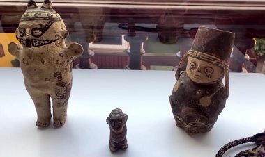 Peru Recovers 33 Archaeological Artifacts