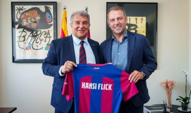 Barcelona Presents New Coach “Hansi Flick