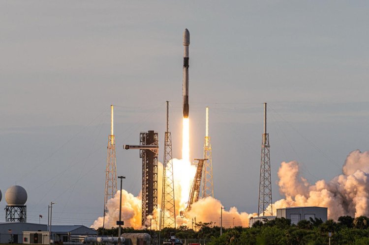 SpaceX Launches Turkey's Türksat 6A Satellite