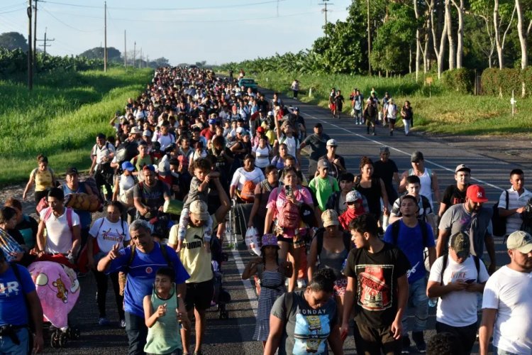 Migrants Trek North to the U.S. Ahead of Election