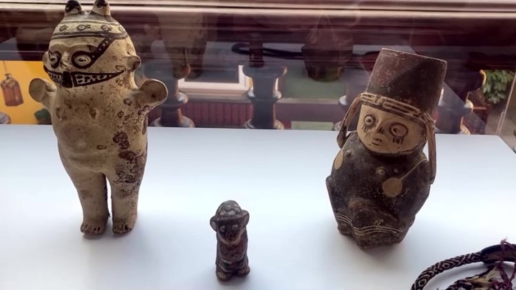 Peru Recovers 33 Archaeological Artifacts