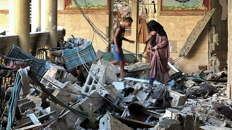 Over 100 Killed in Gaza School Airstrike