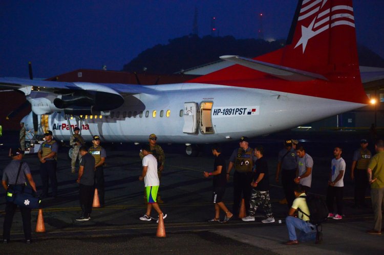 First U.S.-Sponsored Migrant Deportation Flight Leaves Panama