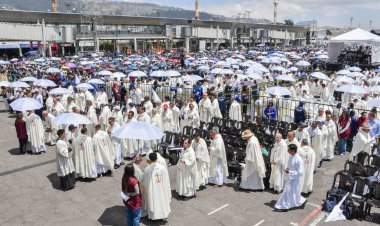 53rd International Eucharistic Congress Opens in Quito