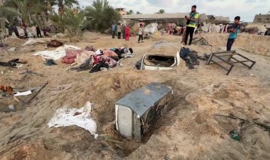 Israeli Airstrikes on Gaza Camp Kill 65