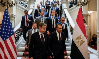 Blinken meets Egypt's foreign minister in Cairo