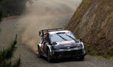 Rovanpera extends Rally Chile lead in dense fog