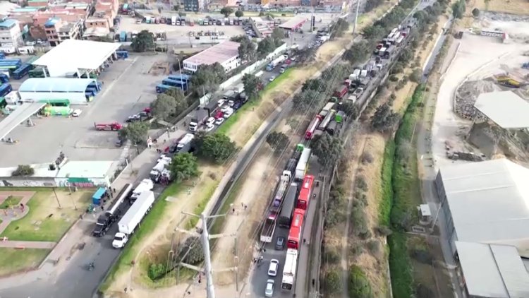 Colombian Truckers Protest Diesel Price Hike