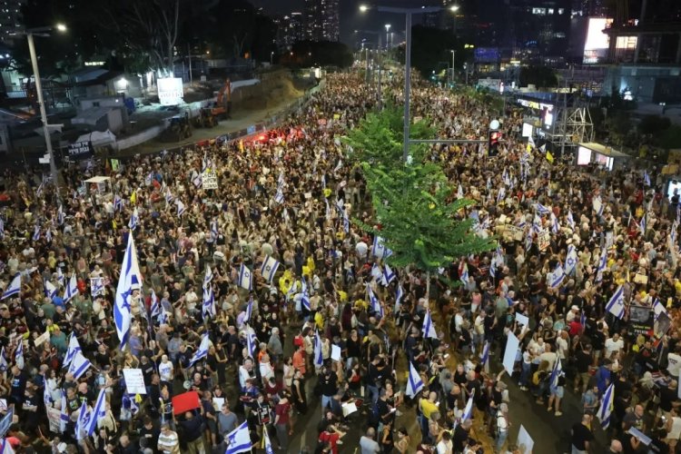 Protests in Tel Aviv Demand Hostage Release Deal