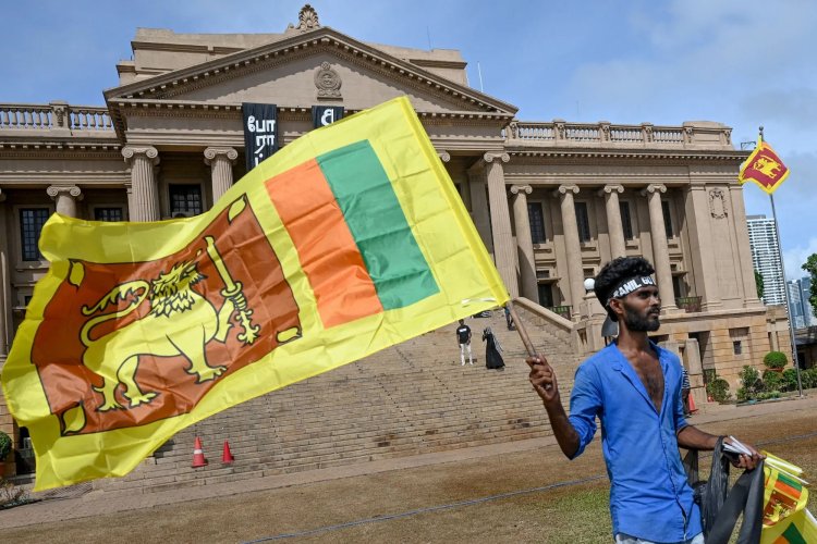 Sri Lanka presidential candidates end campaigns