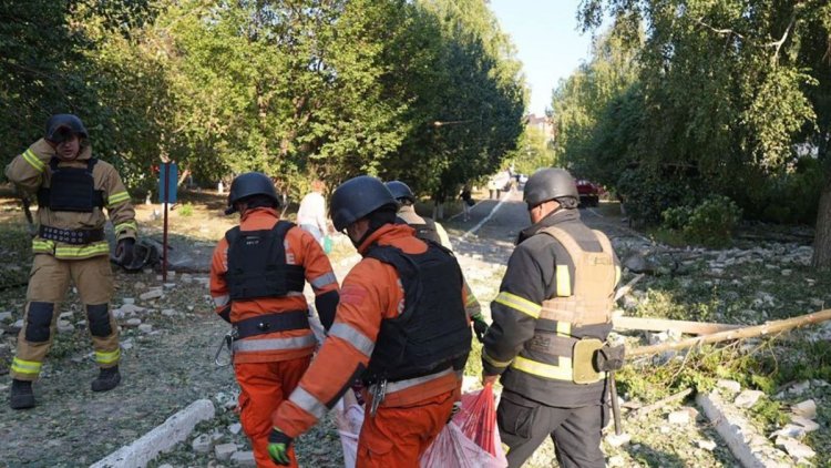 Russian bomb strikes elderly home in Sumy