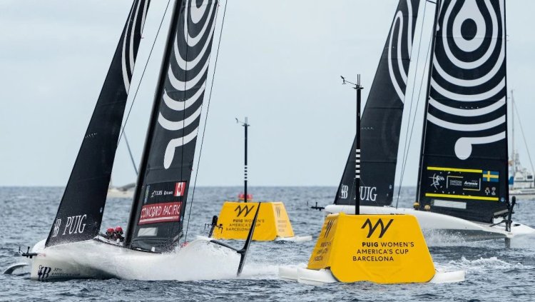 Women's America's Cup begins in Barcelona