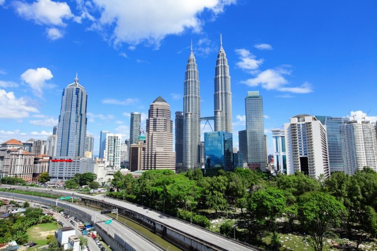 Malaysia continues mega projects for economic growth