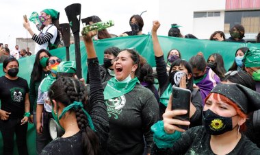 Activists push for full abortion decriminalization