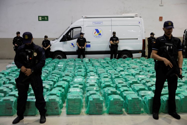 Spanish police seize 13 tons of cocaine in bananas