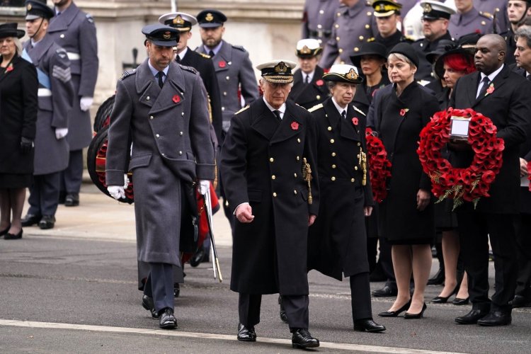 King Charles leads Remembrance Day tribute