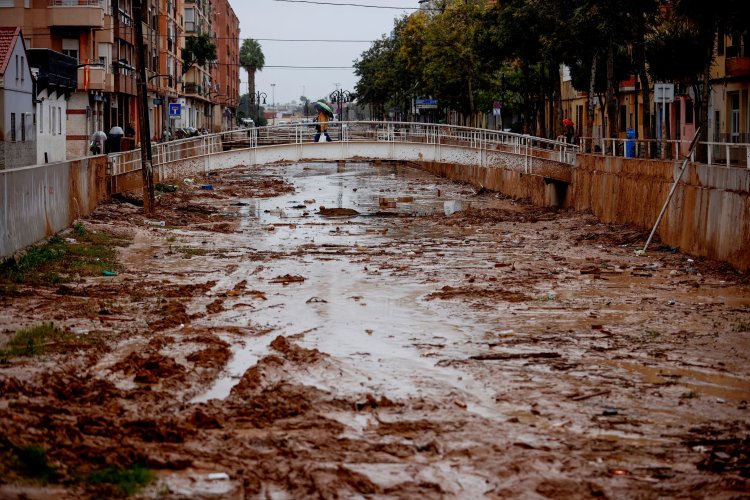 Valencia braces for torrential rains and flooding