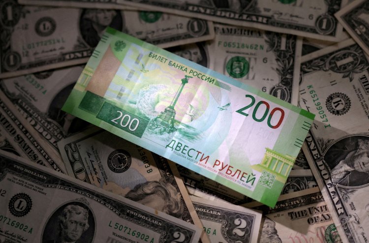 Russian rouble stabilizes after sharp decline