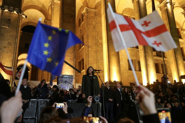 Georgian protesters rally against EU talks freeze