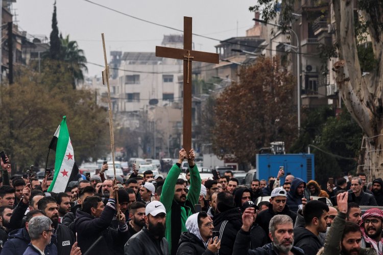 Syrian Christians protest after tree burning incident