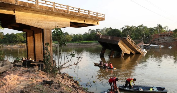 Brazil bridge collapse kills 4, sparks toxin fears