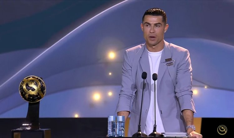 Ronaldo stirs Ballon d'Or debate in Dubai