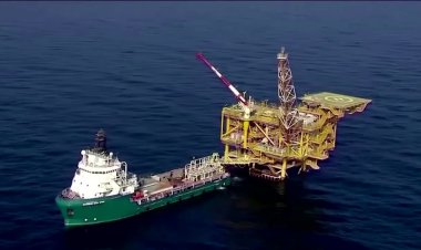 Trump sparks UK energy debate over windmills