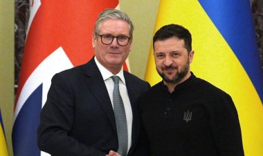 UK, Ukraine leaders sign 100-year agreement