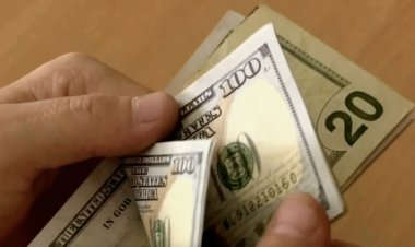 U.S. dollar surges after strong jobs report