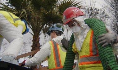 Residents urged to avoid fire wreckage cleanup