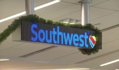 Southwest Airlines cuts 1,750 corporate jobs