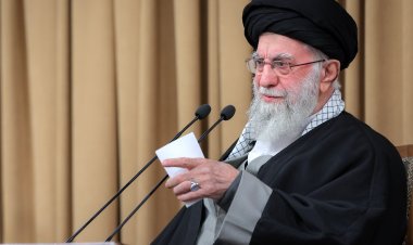 Trump proposes nuclear talks with Iran