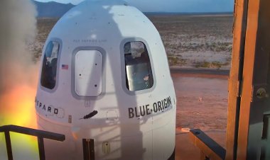 Katy Perry joins all-female crew on Blue Origin flight