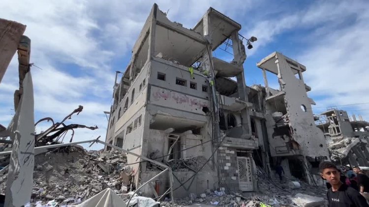 Israeli airstrikes kill dozens in Gaza amid ongoing conflict