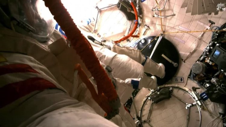 Shenzhou-20 crew completes first spacewalk