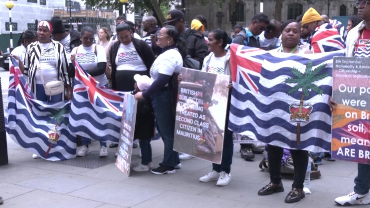 UK signs £3.4bn Chagos deal with Mauritius