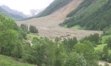 Swiss village buried by glacier collapse