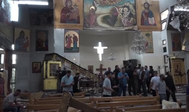 Suicide blast hits Damascus church