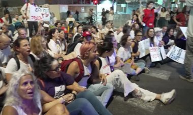 Israeli families protest to free hostages