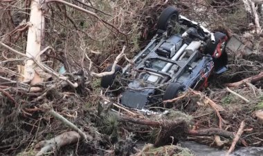 Texas floods leave 82 dead, 40 missing