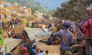 Congo gold mine collapse traps dozens