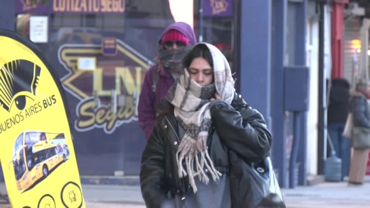 Polar wave brings deep freeze to Buenos Aires