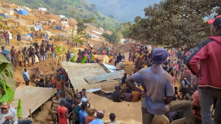 Congo gold mine collapse traps dozens