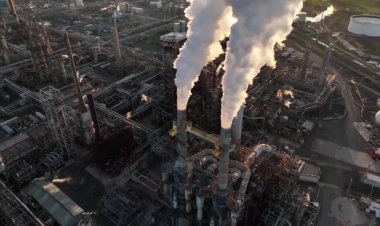 Oil prices dip on Kurdish export deal