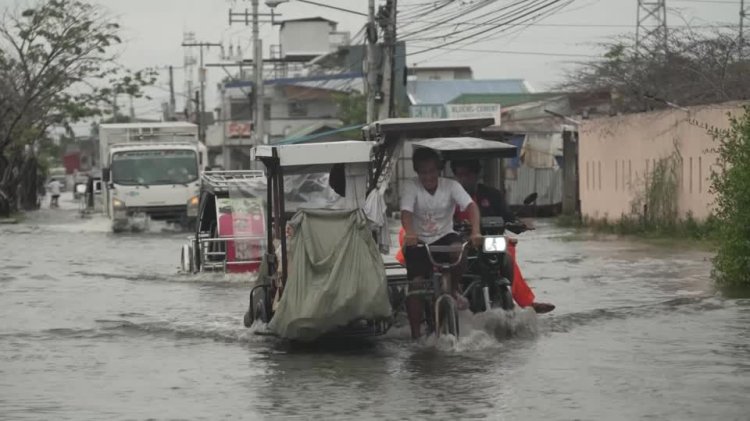 Super Typhoon Ragasa slams Philippines